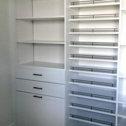 Drawers, shelves and shoes !