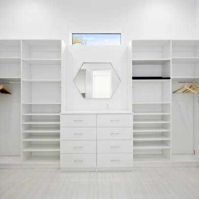 CLOSETS